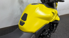 (23MY) Honda CB750 Hornet
